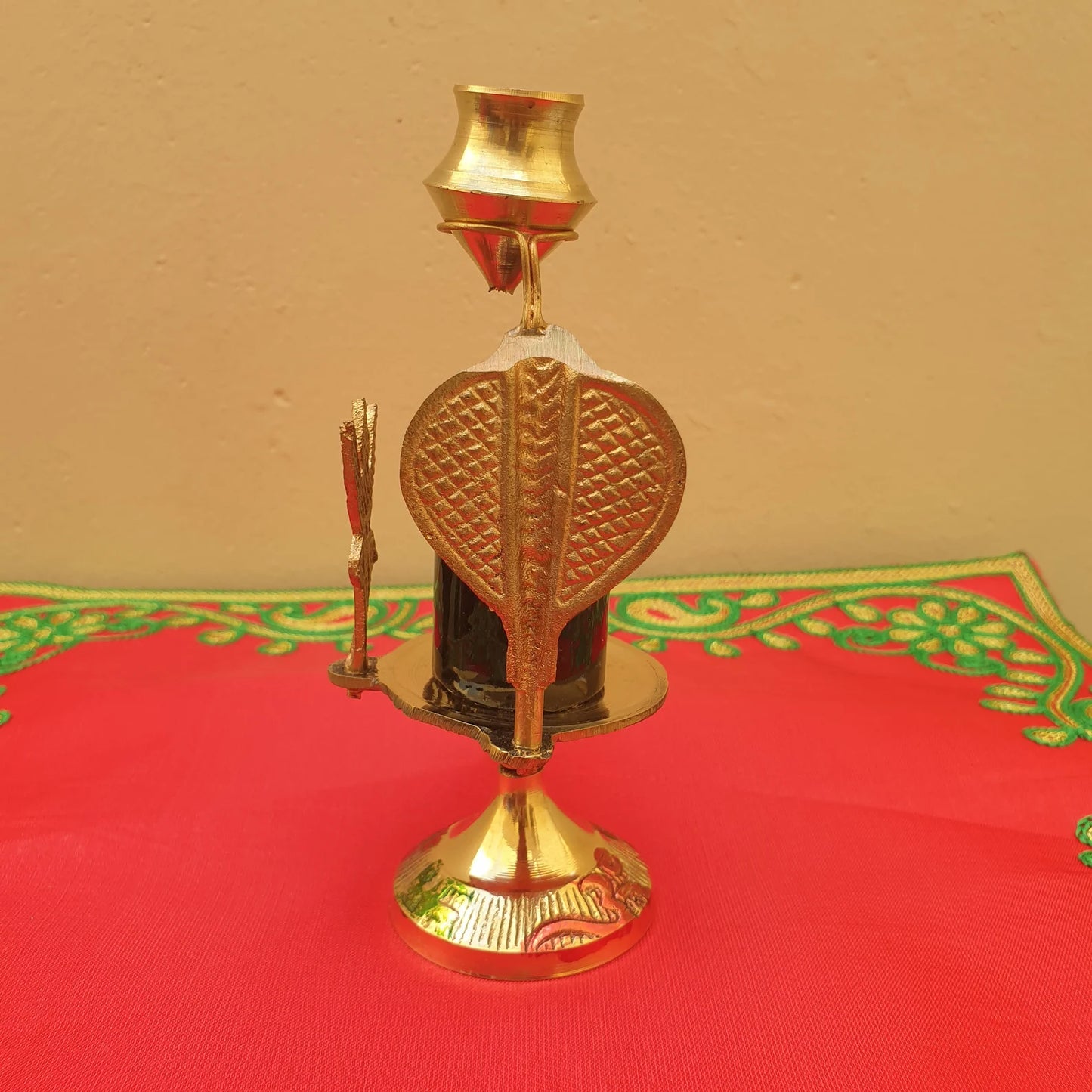 Lord Shiva Lingam Stand with Water Fountain for Home Temple Pooja